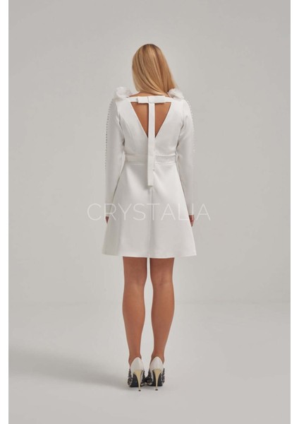 Çiçek Detaylı Kısa Elbise modelleri