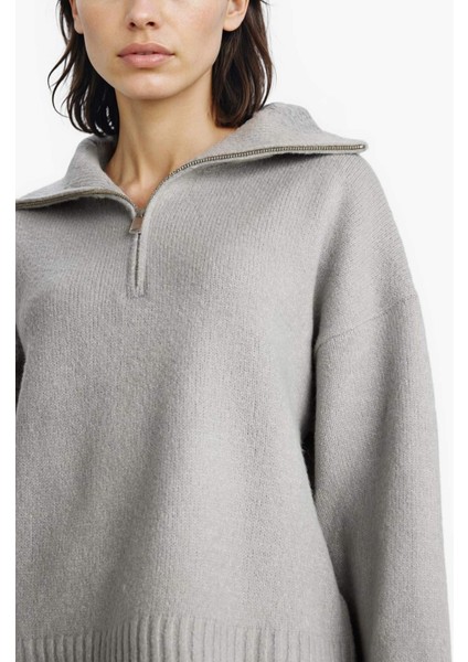 Oversize Geniş Kalıp Yarım Fermuarlı Dik Yaka Triko Kazak A8180AX25WN modelleri