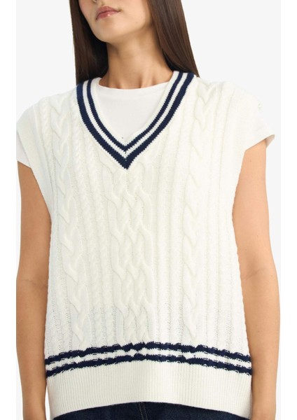 Regular Fit V Yaka Saç Örgü Desenli Triko Süveter D4686AX25WN indirimleri