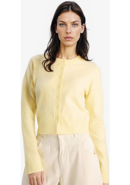 Slim Fit Dar Kesim Bisiklet Yaka Düğmeli Triko Hırka E8236AX25WN