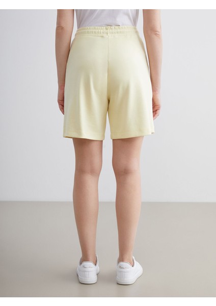 Yeni Sezon Beli Lastikli Kadın Şort fırsatları