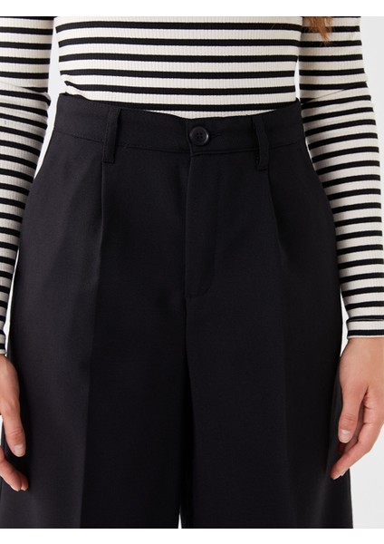 Yeni Sezon Kadın Rahat Kalıp Düz Şort modelleri