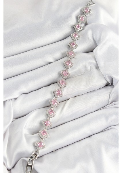 Pirinç Zirkon Taşlı Pembe Yonca Baget Model Gümüş Renk Vıp Seri Kadın Bileklik fiyatları