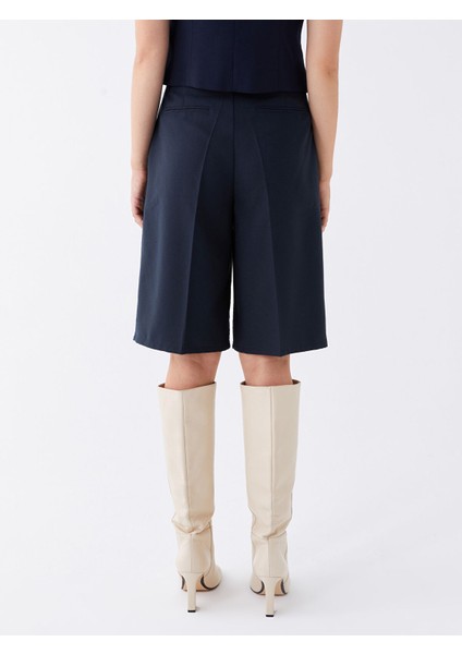 Yeni Sezon Kadın Rahat Kalıp Düz Şort indirimleri