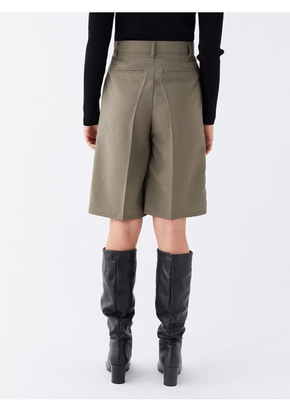 Yeni Sezon Kadın Rahat Kalıp Düz Şort indirimleri