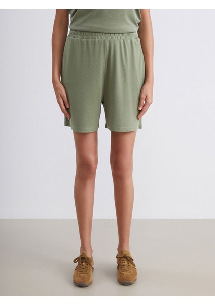 Yeni Sezon Beli Lastikli Kadın Şort fiyatları