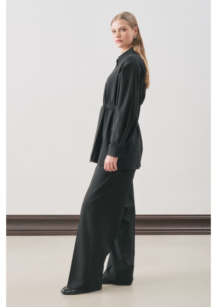 Geniş Kol Kemerli Gömlek Siyah fırsatları