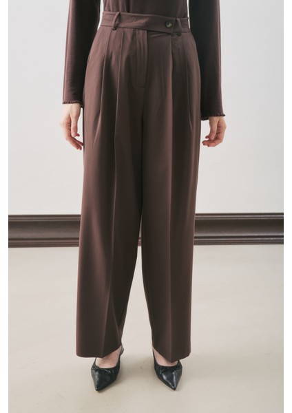 Classıc Pileli Pantolon Kahverengi fırsatları