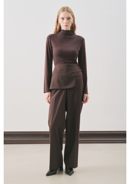 Klasik Kesim Kumaş Pantolon Acı Kahve fiyatları