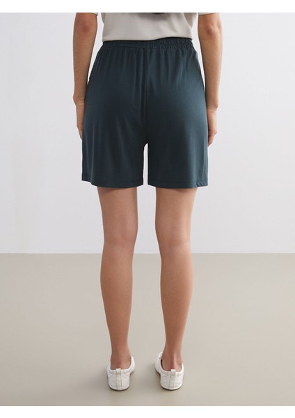 Yeni Sezon Beli Lastikli Kadın Şort fırsatları