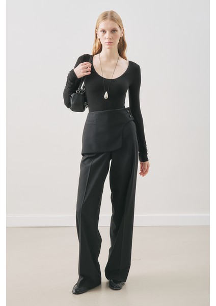 Klasik Kesim Kumaş Pantolon Siyah