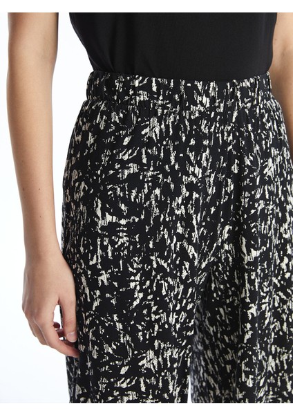 Yeni Sezon Beli Lastikli Desenli Kadın Şort modelleri