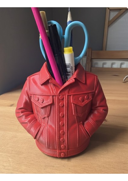 Kırmızı Ceket Formlu 3D Baskı Dekoratif Kalemlik fiyatları