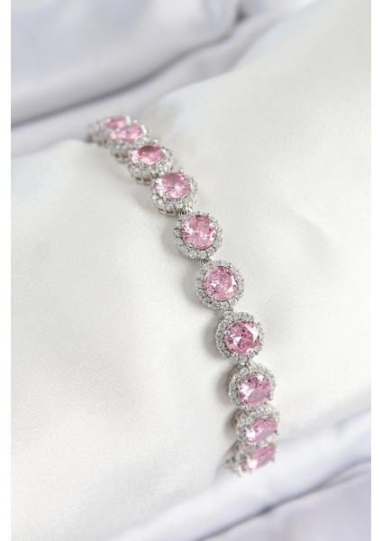 Pirinç Pembe Zirkon Taşlı Daire Baget Model Gümüş Renk Vıp Seri Kadın Bileklik