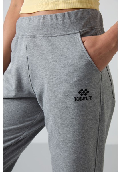 Gri Melanj Yüksek Bel Cepli Rahat Form Klasik Paça Kadın Eşofman Alt - 94185