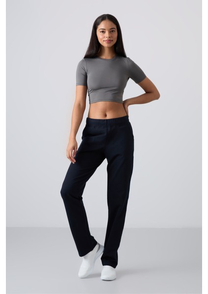 Lacivert Yüksek Bel Cepli Rahat Form Klasik Paça Kadın Eşofman Alt - 94185