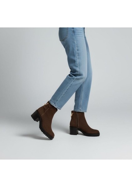 Süet Hakiki Deri Gold Zincir Detaylı Kadın Kalın Topuklu Bot