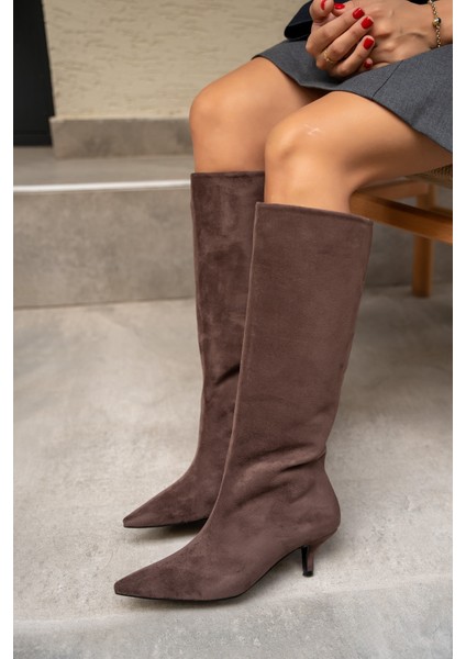 Polka Acı Kahve Sivri Burun Düz Çizme