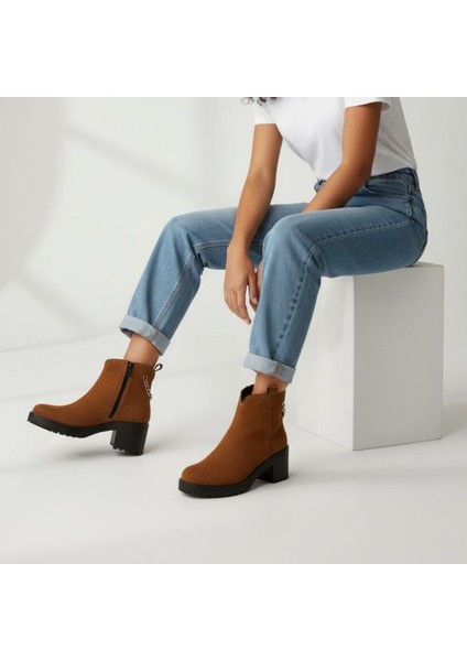 Süet Hakiki Deri Gold Zincir Detaylı Kadın Kalın Topuklu Bot modelleri