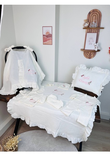 Isme Özel Nakış Işlemeli %100 Pamuk Müslin Hastane Çıkış Seti Takı Yastığı ve Puset Örtüsü fiyatları