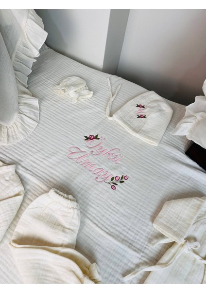 Isme Özel Nakış Işlemeli %100 Pamuk Müslin Hastane Çıkış Seti Takı Yastığı ve Puset Örtüsü