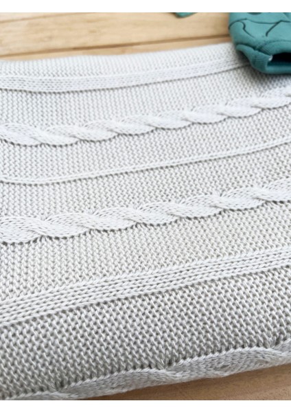 Triko Tek Kat Bebek Battaniye Bej 90X100 Cm-Saç Örgü Zincir Desenli fiyatları