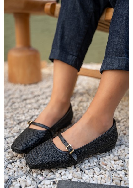 Samuel Siyah Örgü Detaylı Düz Kadın Babet modelleri