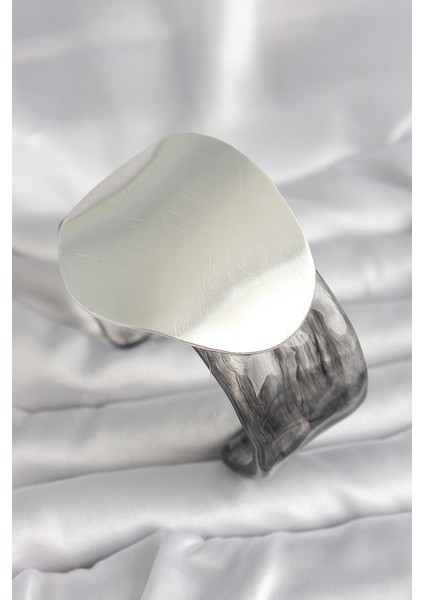 Siyah Mermer Desen Akrilik Pilastik Gümüş Plaka Model Vintage Kadın Bilezik