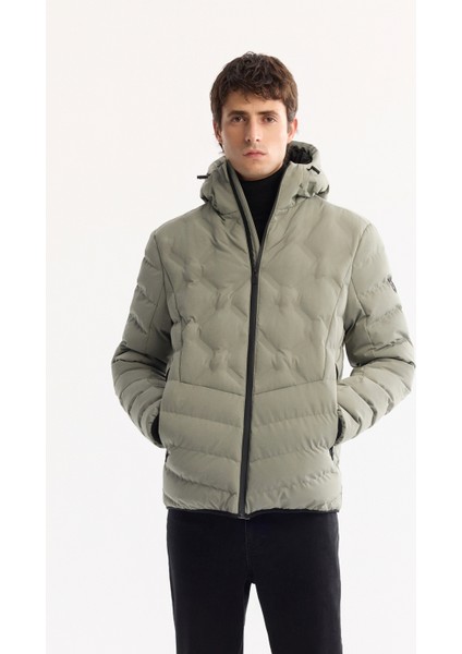 Erkek Nil Yeşili Kapüşonlu Su İtici Rüzgar Geçirmez -5°C Dayanıklı Şişme Mont A52Y6075