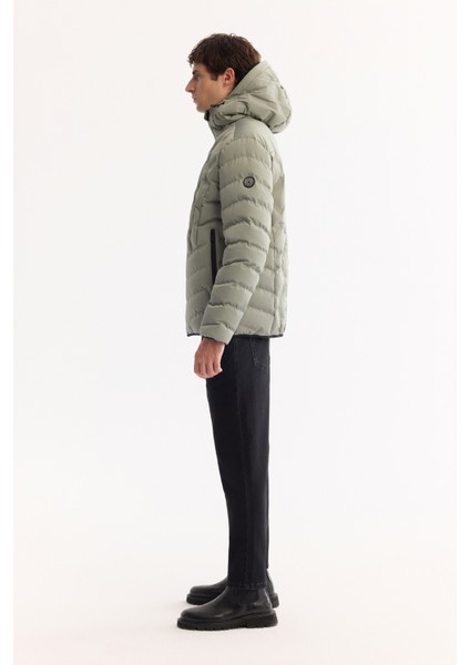 Erkek Nil Yeşili Kapüşonlu Su İtici Rüzgar Geçirmez -5°C Dayanıklı Şişme Mont A52Y6075 modelleri