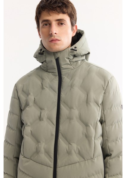 Erkek Nil Yeşili Kapüşonlu Su İtici Rüzgar Geçirmez -5°C Dayanıklı Şişme Mont A52Y6075