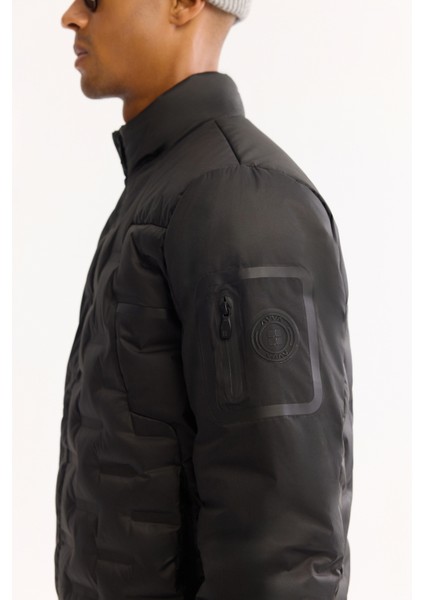 Erkek Siyah Kapüşonlu Su İtici Rüzgar Geçirmez Şişme Regular Fit Mont B006082 modelleri