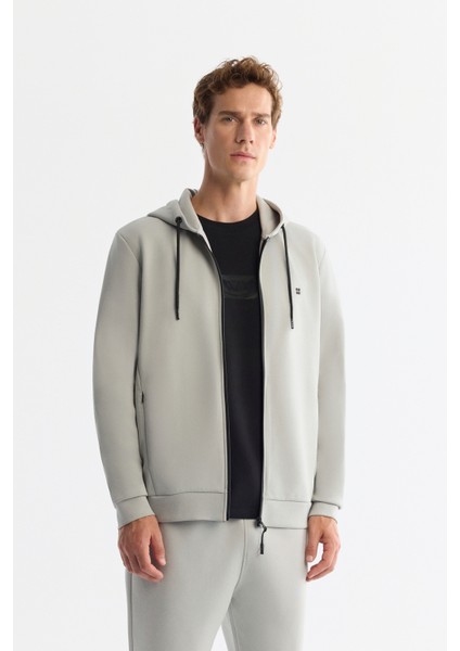 Erkek Gri Kapüşonlu İnterlok Kumaş Fermuarlı Basic Regular Fit Sweatshirt B001102