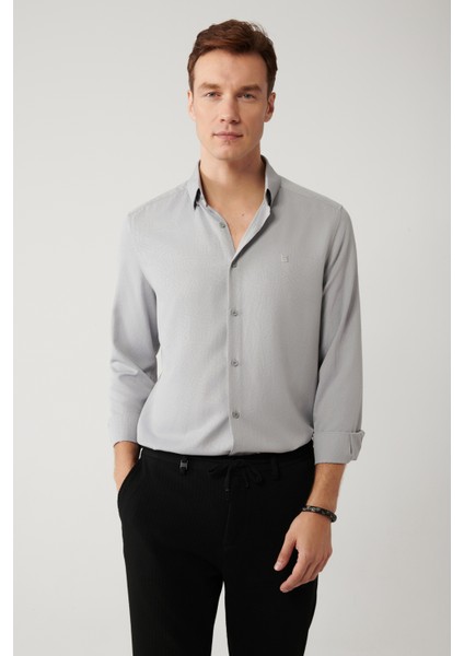 Erkek Gri Alttan Britli Yaka Kolay Ütülenebilir Slim Fit Gömlek A41Y2043 modelleri