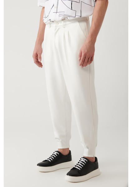 Erkek Beyaz Klasik Bel Pileli Baggy Fit Örme Pantolon A41Y3075 fırsatları