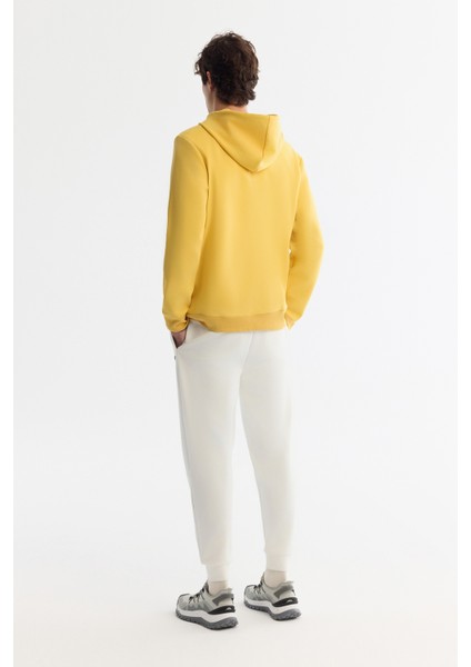 Erkek Sarı Kapüşonlu Pamuklu Baskılı Elastan Regular Fit Sweatshirt A42Y1324 fırsatları