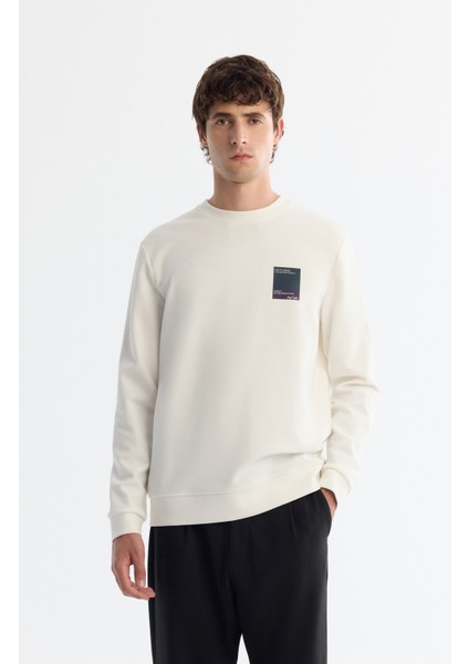 Erkek Ekru Bisiklet Yaka Pamuklu Baskılı Elastan Regular Fit Sweatshirt A42Y1286