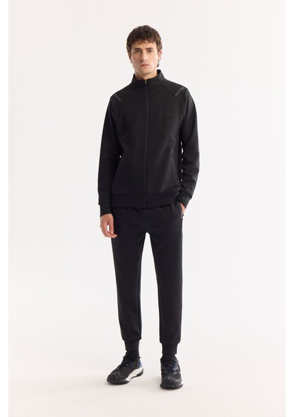 Erkek Siyah Beli Lastikli Bağcıklı Bi-Stretch Regular Fit Eşofman Altı A52Y3416 indirimleri