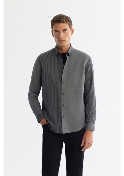 Erkek Siyah Düğmeli Yaka %100 Pamuk Regular Fit Gömlek A42Y2136