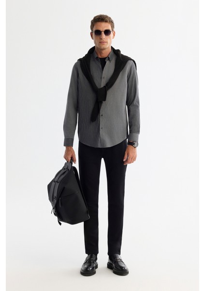 Erkek Siyah Düğmeli Yaka %100 Pamuk Regular Fit Gömlek A42Y2136 indirimleri