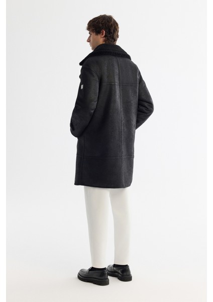 Erkek Siyah Kürklü Mono Yaka Deri Görünümlü Uzun Napa Comfort Fit Kaban A42Y6125 indirimleri