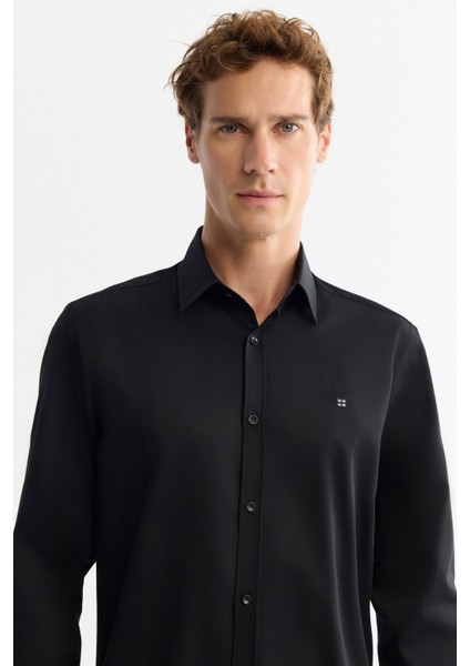 Erkek Siyah Klasik Yaka %100 Pamuk Saten Kolay Ütülenen Slim Fit Gömlek B002006 fiyatları