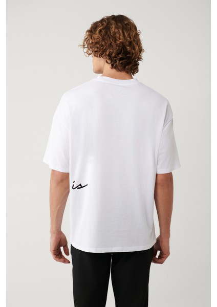 Erkek Beyaz %100 Pamuk Bisiklet Yaka Baskılı Oversize Fit T-Shirt A41Y1038 fırsatları