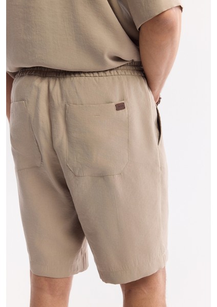 Erkek Bej Beli Lastikli Bağcıklı Soft Touch Relaxed Fit Şort A51Y3703 indirimleri