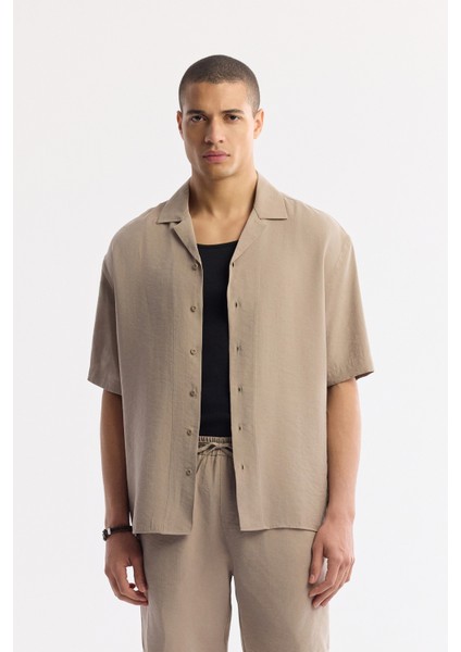 Erkek Bej Beli Lastikli Bağcıklı Soft Touch Relaxed Fit Şort A51Y3703