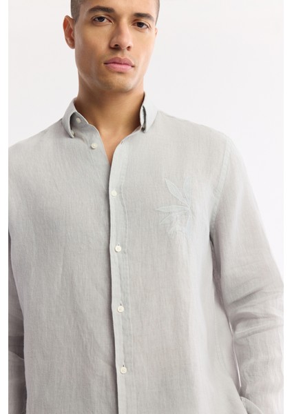 Erkek Gri Alttan Britli Yaka Nakışlı %100 Keten Comfort Fit Gömlek A51Y2145 fiyatları