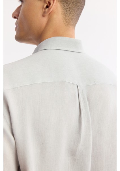 Erkek Gri Alttan Britli Yaka Nakışlı %100 Keten Comfort Fit Gömlek A51Y2145