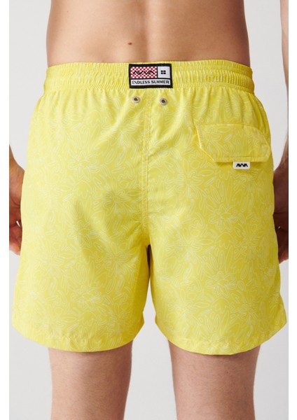 Erkek Sarı Çiçek Baskılı Deniz Şortu A31Y3809