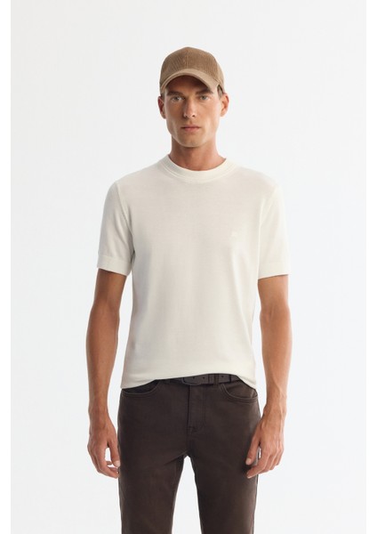 Erkek Ekru Yarım Balıkçı Yaka Kısa Kollu Triko Regular Fit T-Shirt B005025