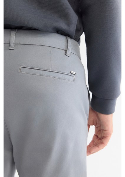 Erkek Gri Yanı Lastikli Yumuşak Tuşeli Duble Paça Slim Fit Pantolon A42Y3007 indirimleri